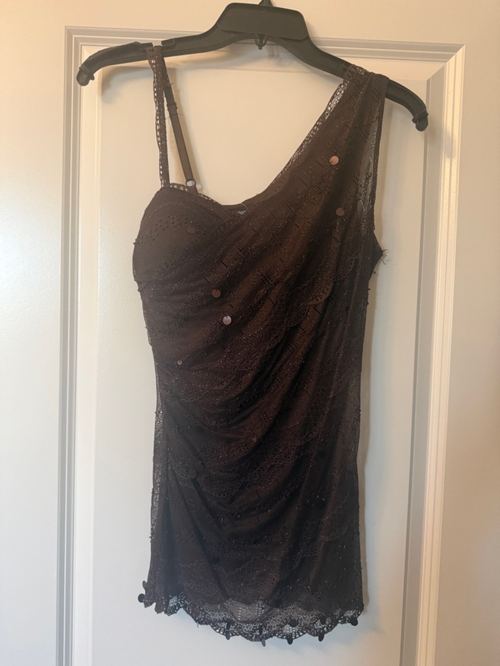 le chateau One-Shoulder Brown Lace Top